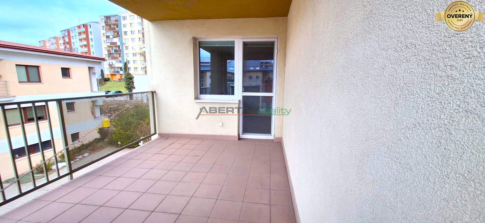 Predaj - Košice, Dargovských hrdinov, Furča, 4 izbový byt s parkovanim a terasou, novostavba, loggia 21 m2.jpg