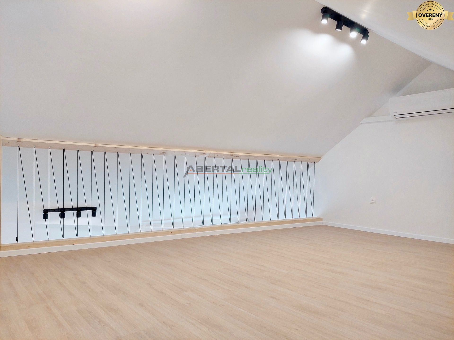 loft .jpg