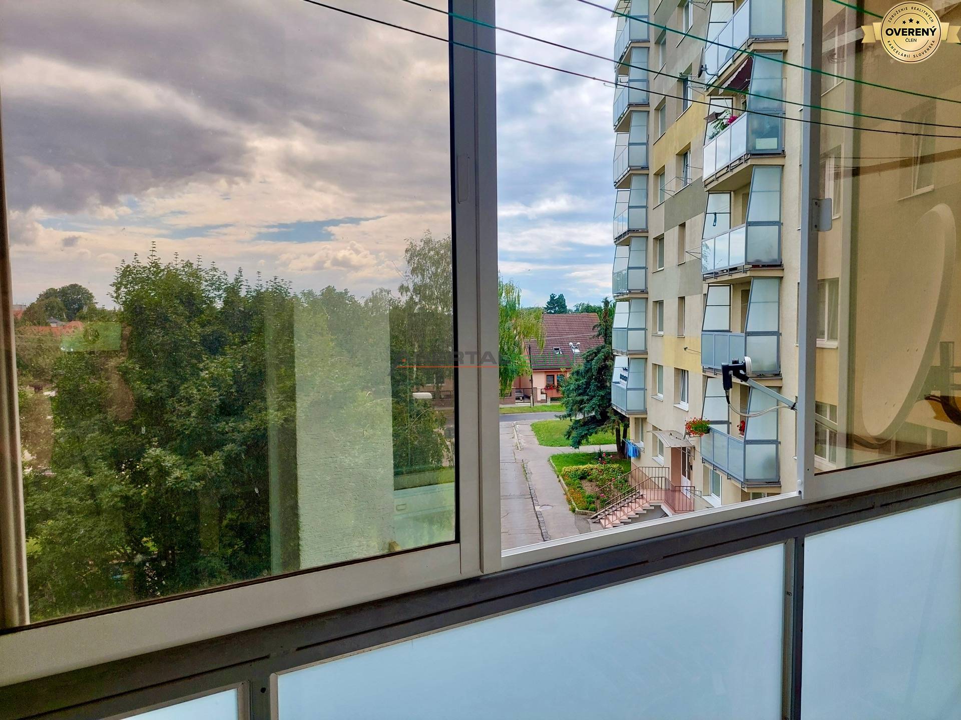 balkon - výhľad.jpg