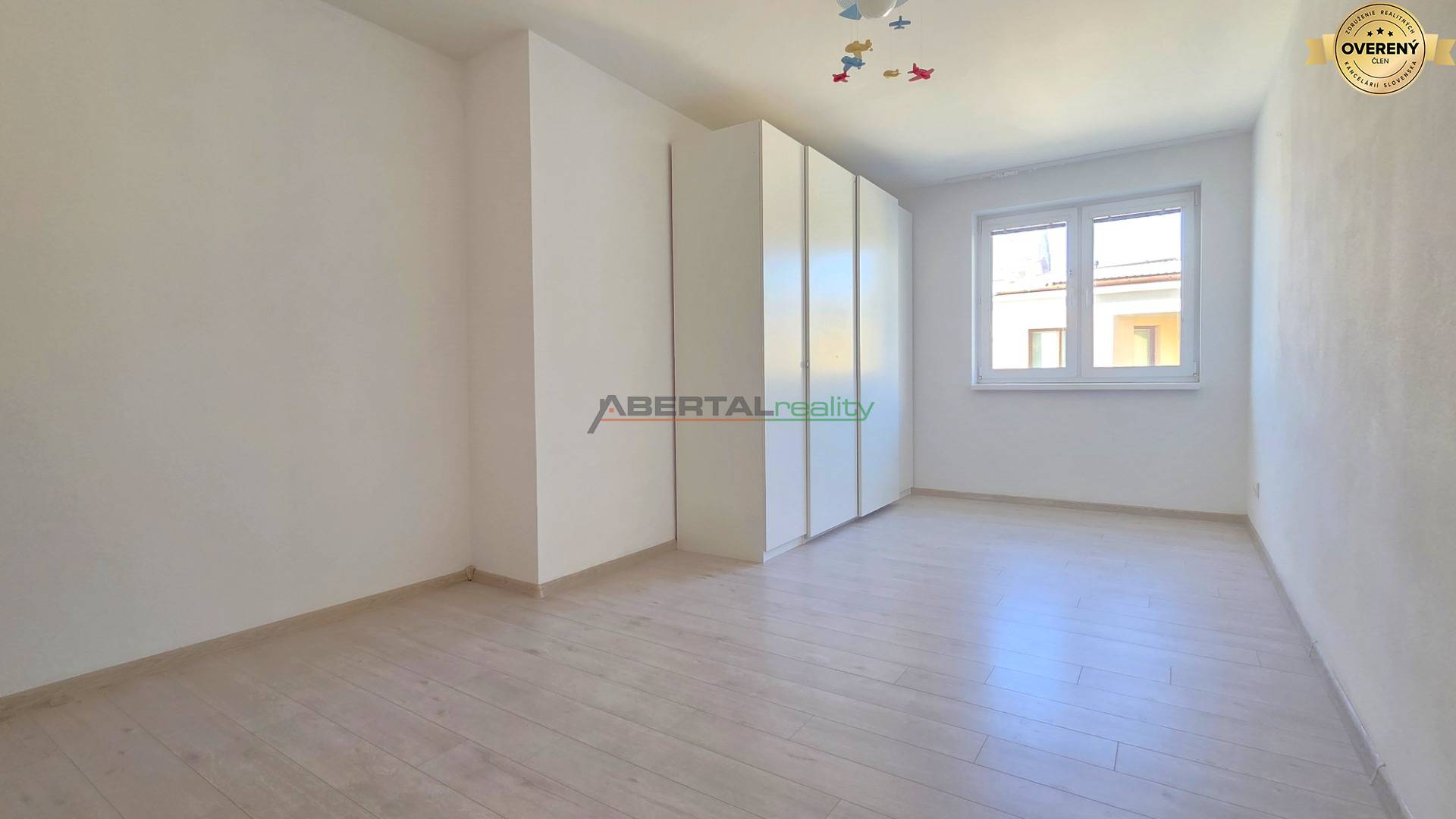 Predaj - Košice, Dargovských hrdinov, Furča, 4 izbový byt s parkovanim a terasou, novostavba, izba 4.jpg