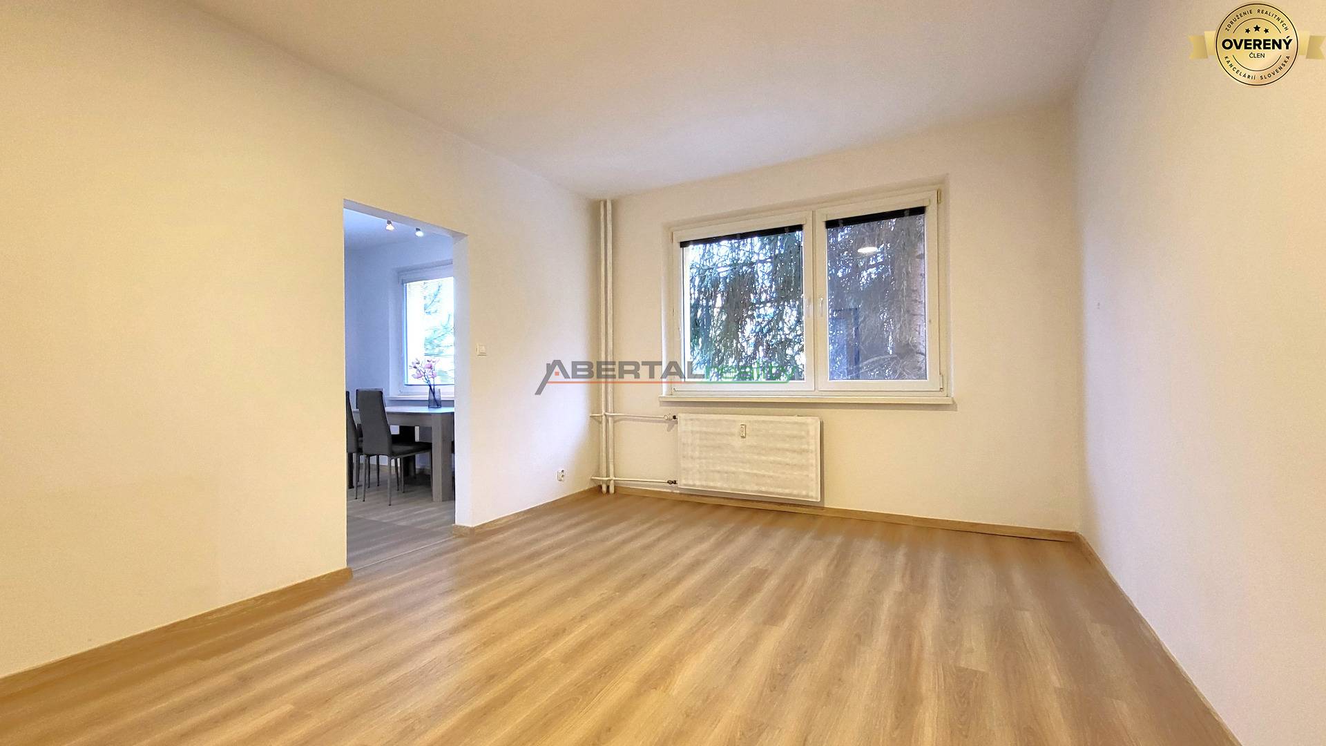 4 izbovy byt, Polomska, Vlcince, pracovna.jpg