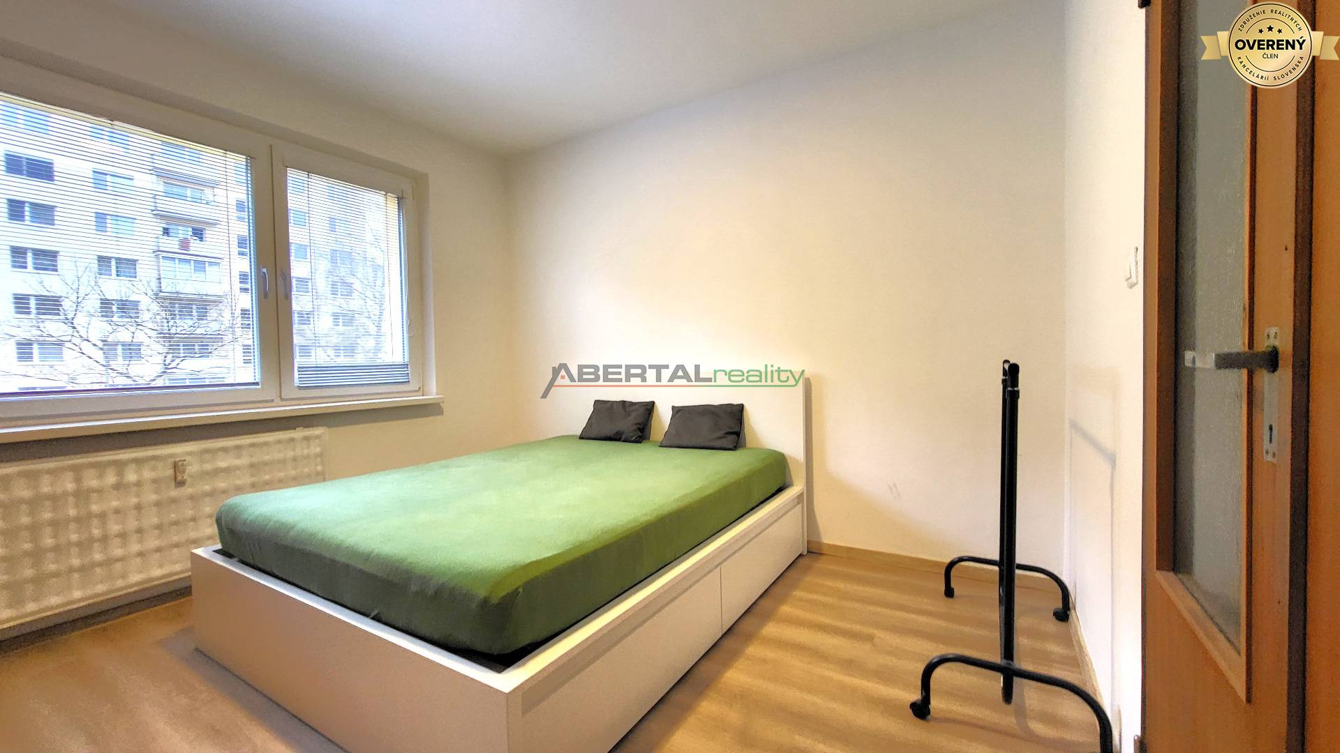 4 izbovy byt, Polomska, Vlcince, Spalna.jpg