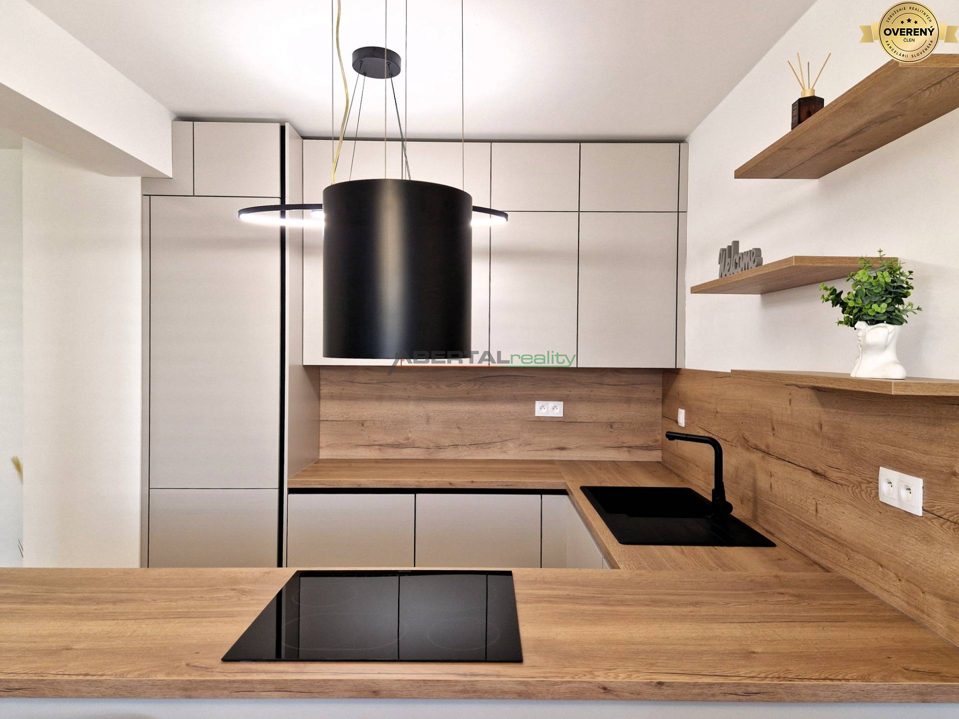 05 kuchyna.jpg